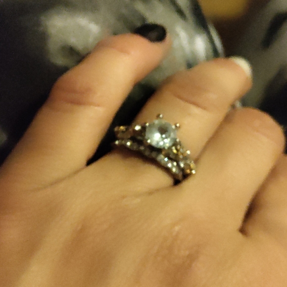 Two tone 925 silver/Rose Gold white sapphire ring - Picture 4 of 8